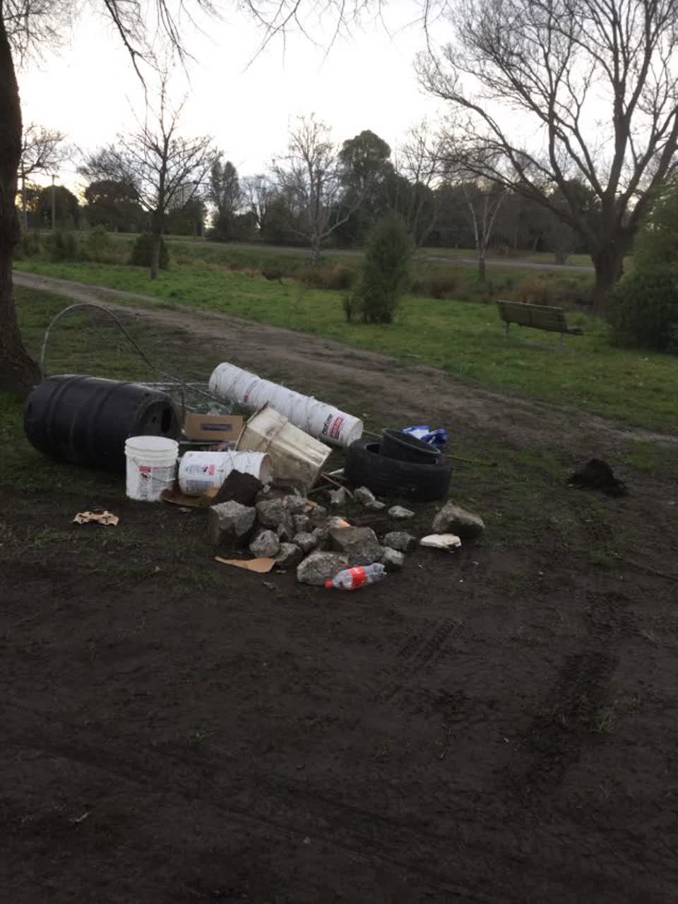 The photograph attached to this rubbish/recycling report