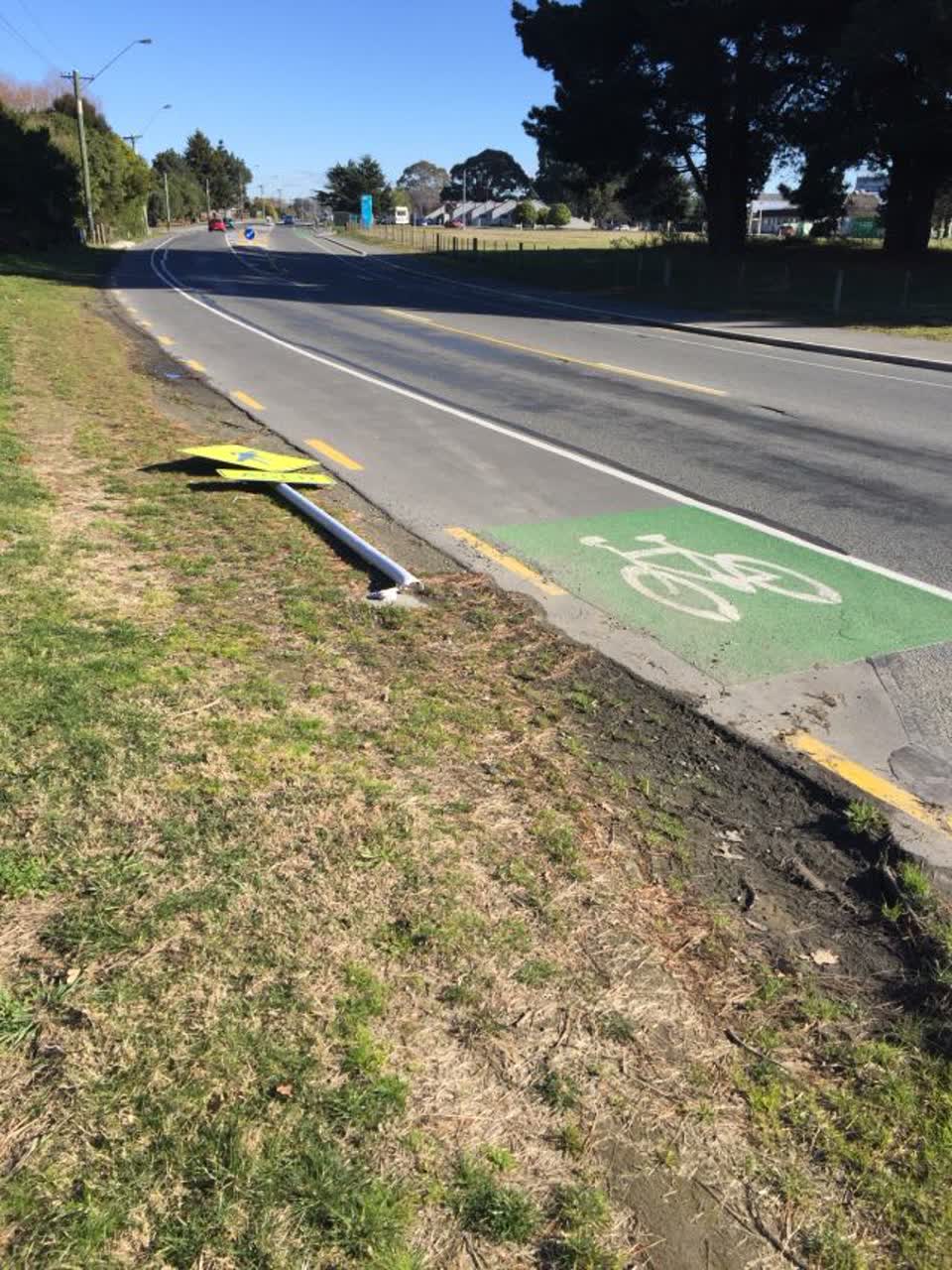 The photograph attached to this roading/streets report