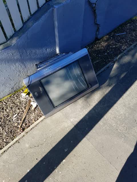 Rubbish/Recycling — a report photo