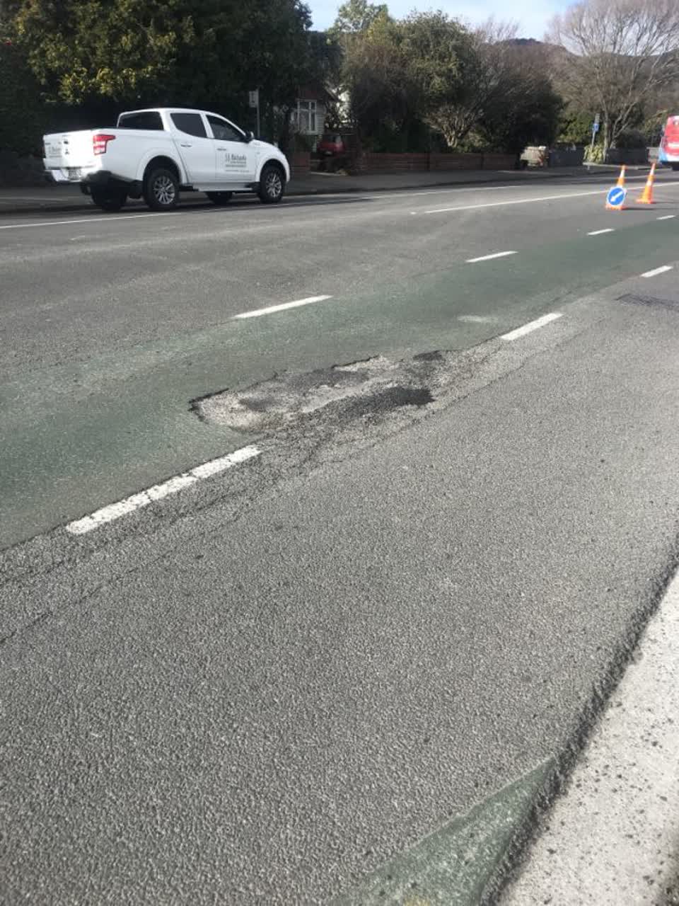 The photograph attached to this roading/streets report