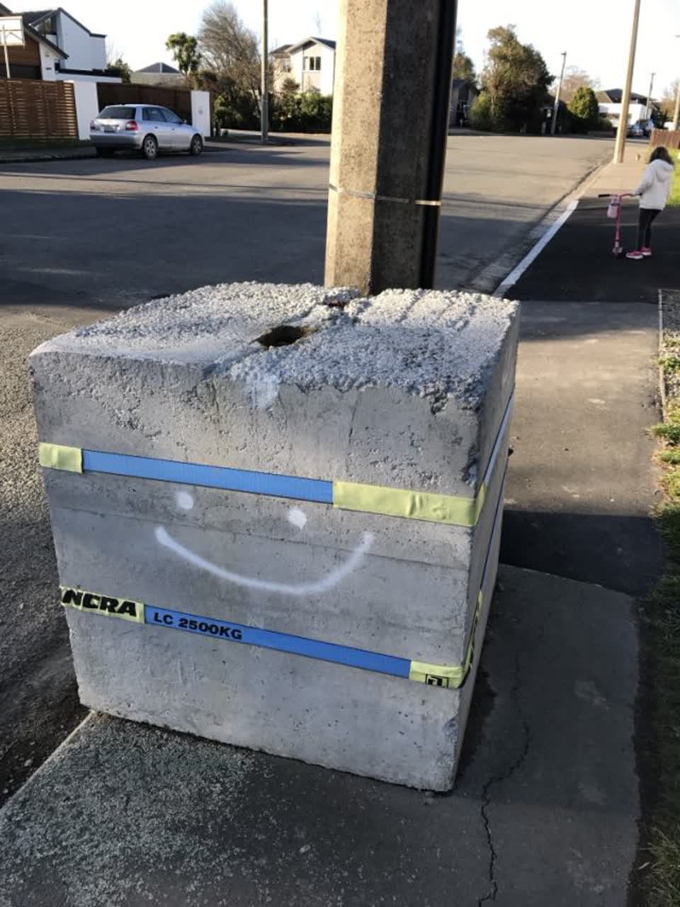 The photograph attached to this roading/streets report