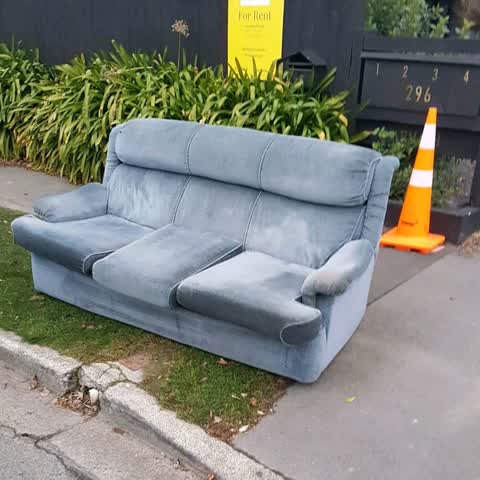 Rubbish/Recycling, a report photo