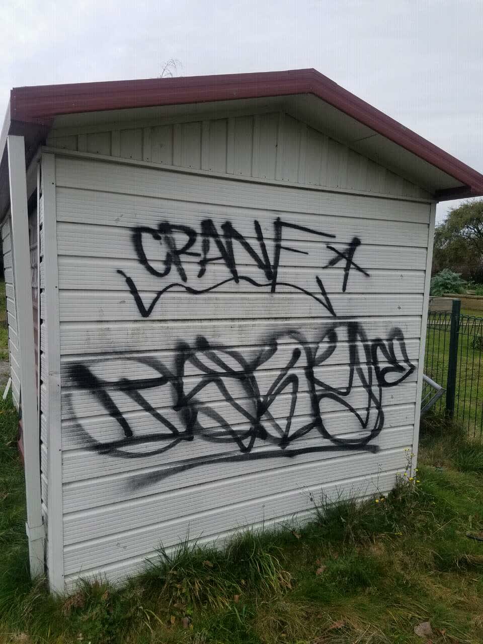 The photograph attached to this graffiti report