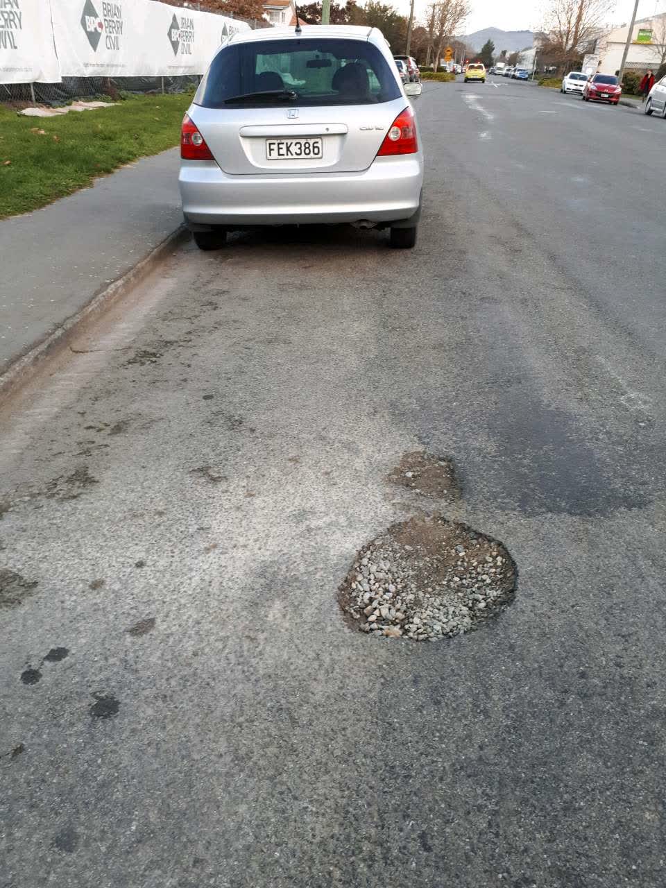 The photograph attached to this roading/streets report