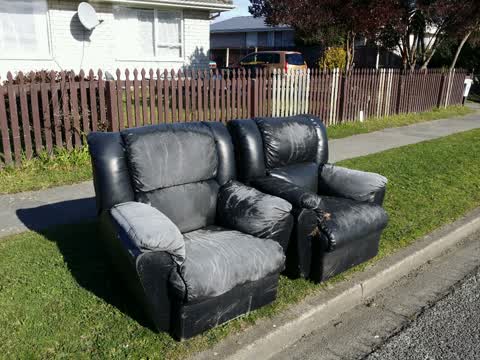 Rubbish/Recycling, a report photo