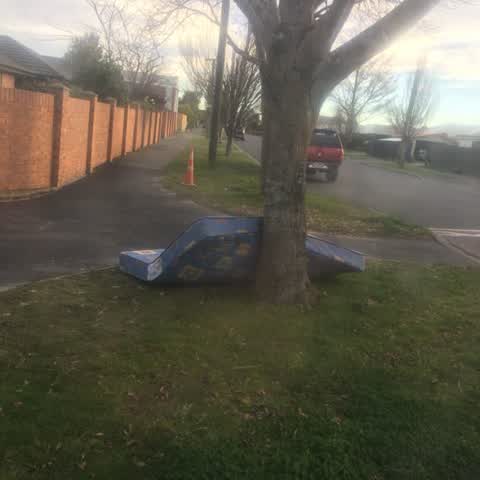 Rubbish/Recycling, a report photo