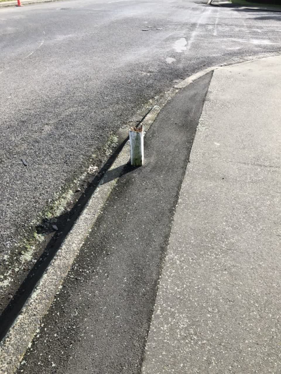 The photograph attached to this roading/streets report