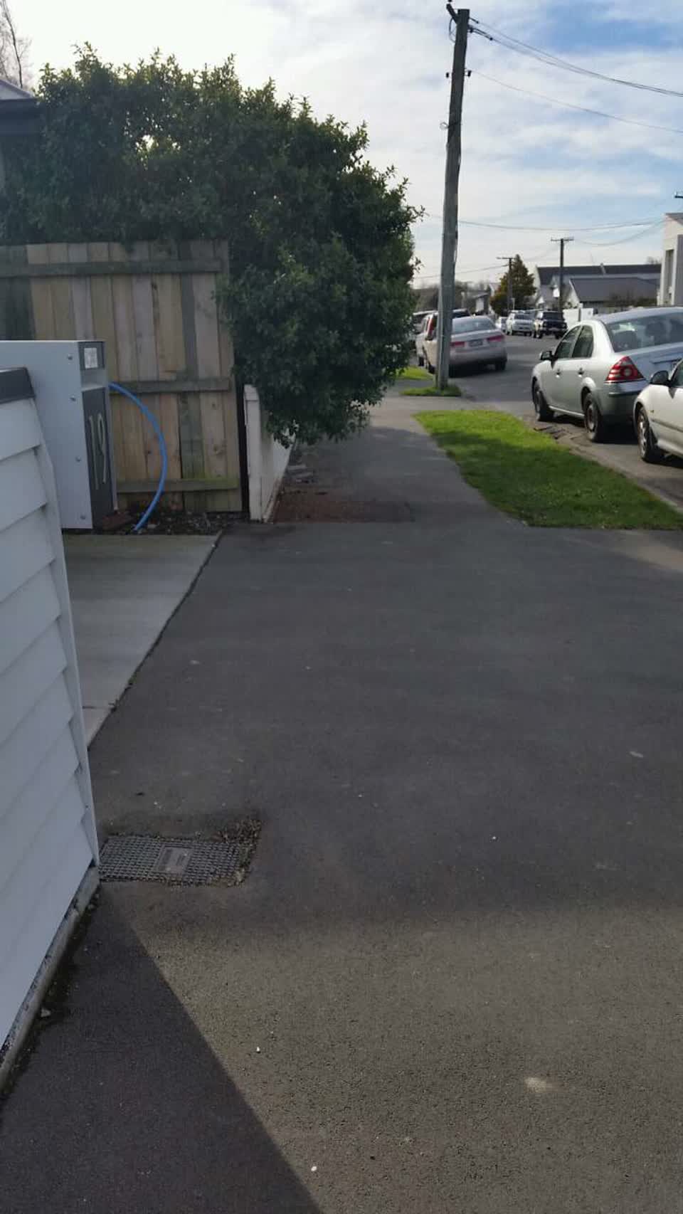 The photograph attached to this roading/streets report
