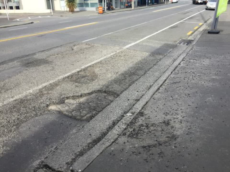 The photograph attached to this roading/streets report
