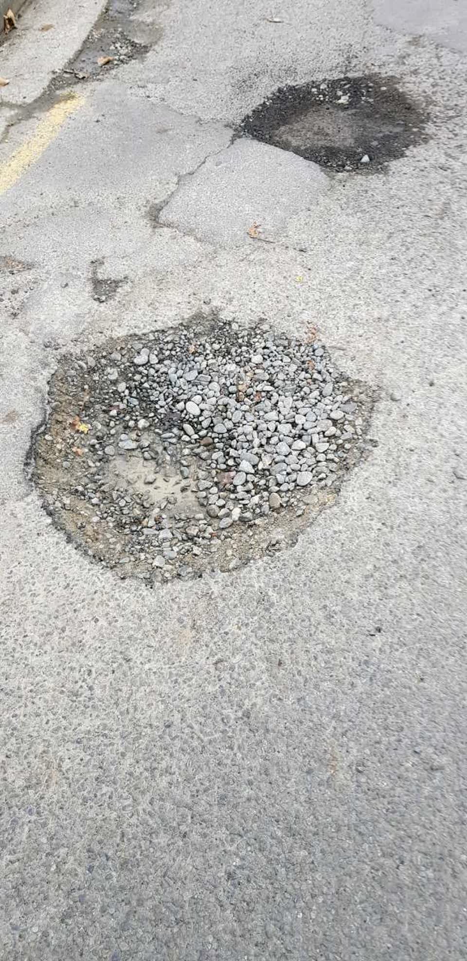 The photograph attached to this roading/streets report