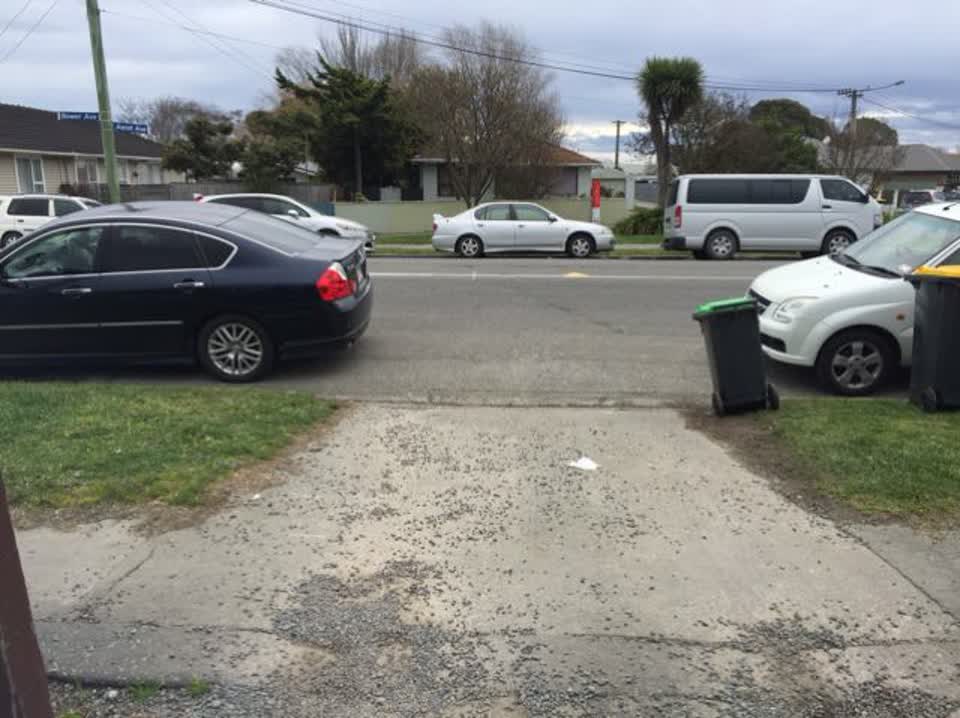 The photograph attached to this roading/streets report