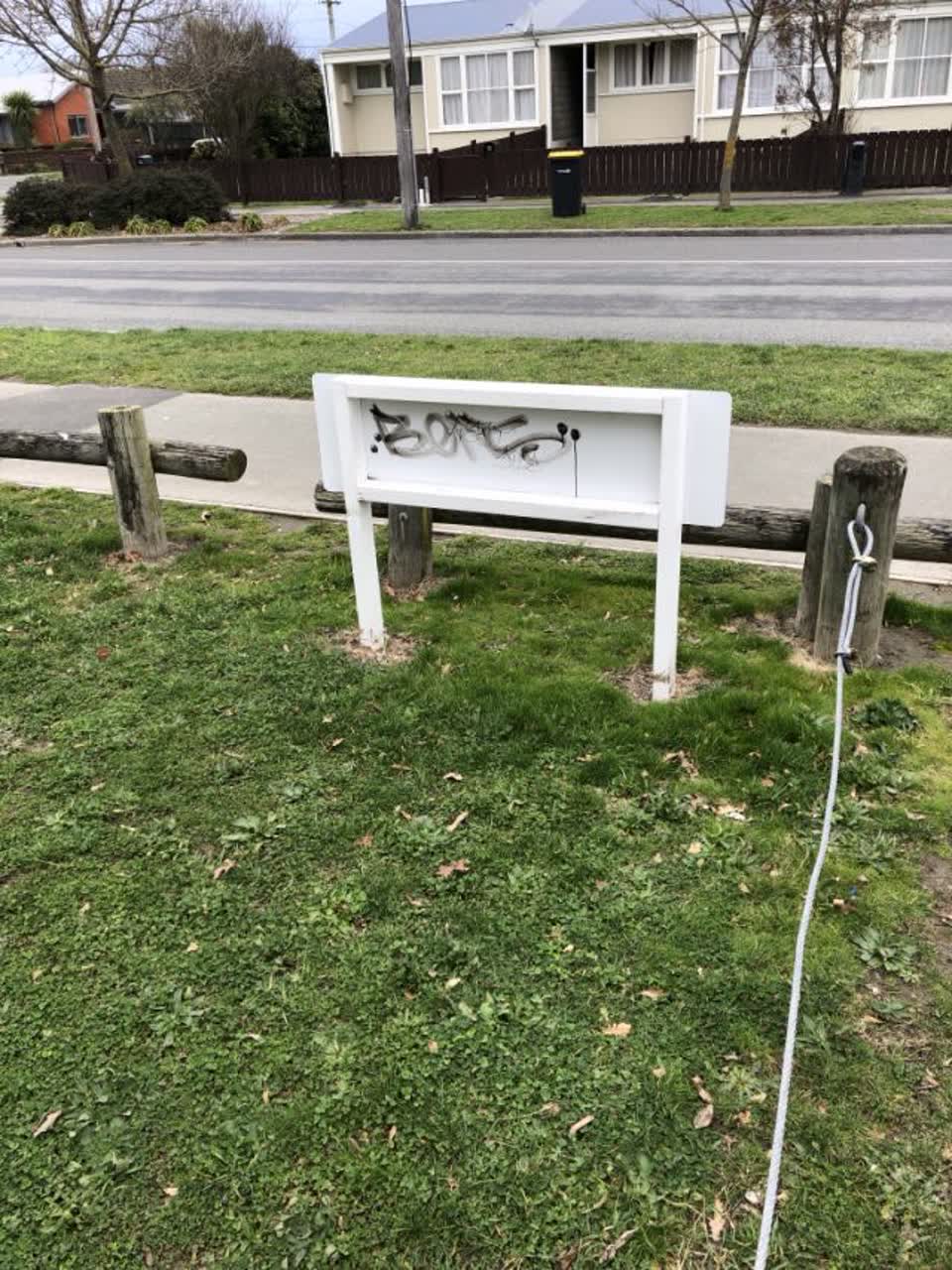 The photograph attached to this graffiti report