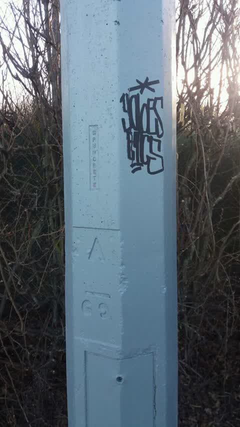 Graffiti, a report photo