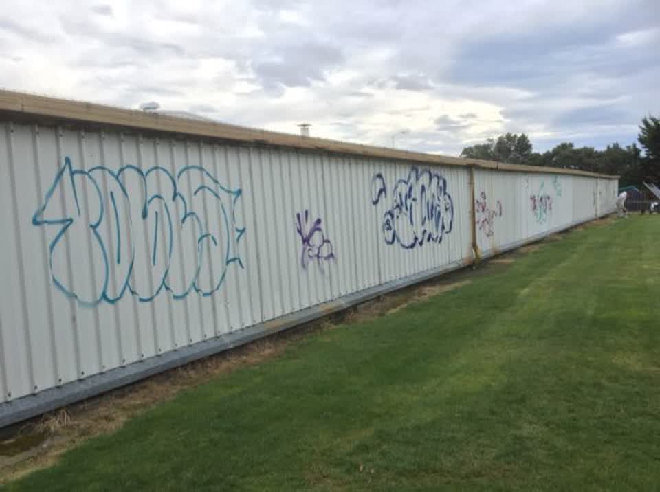 The photograph attached to this graffiti report