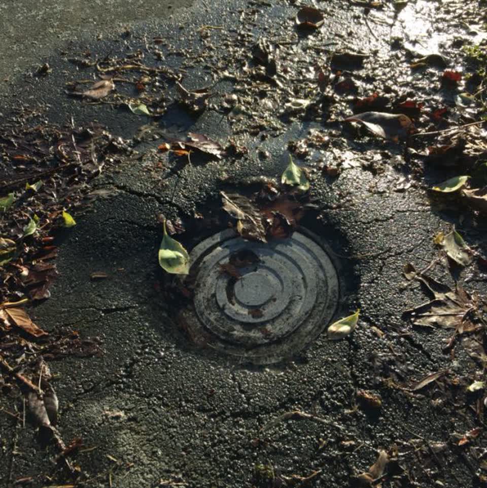 The photograph attached to this water supply report