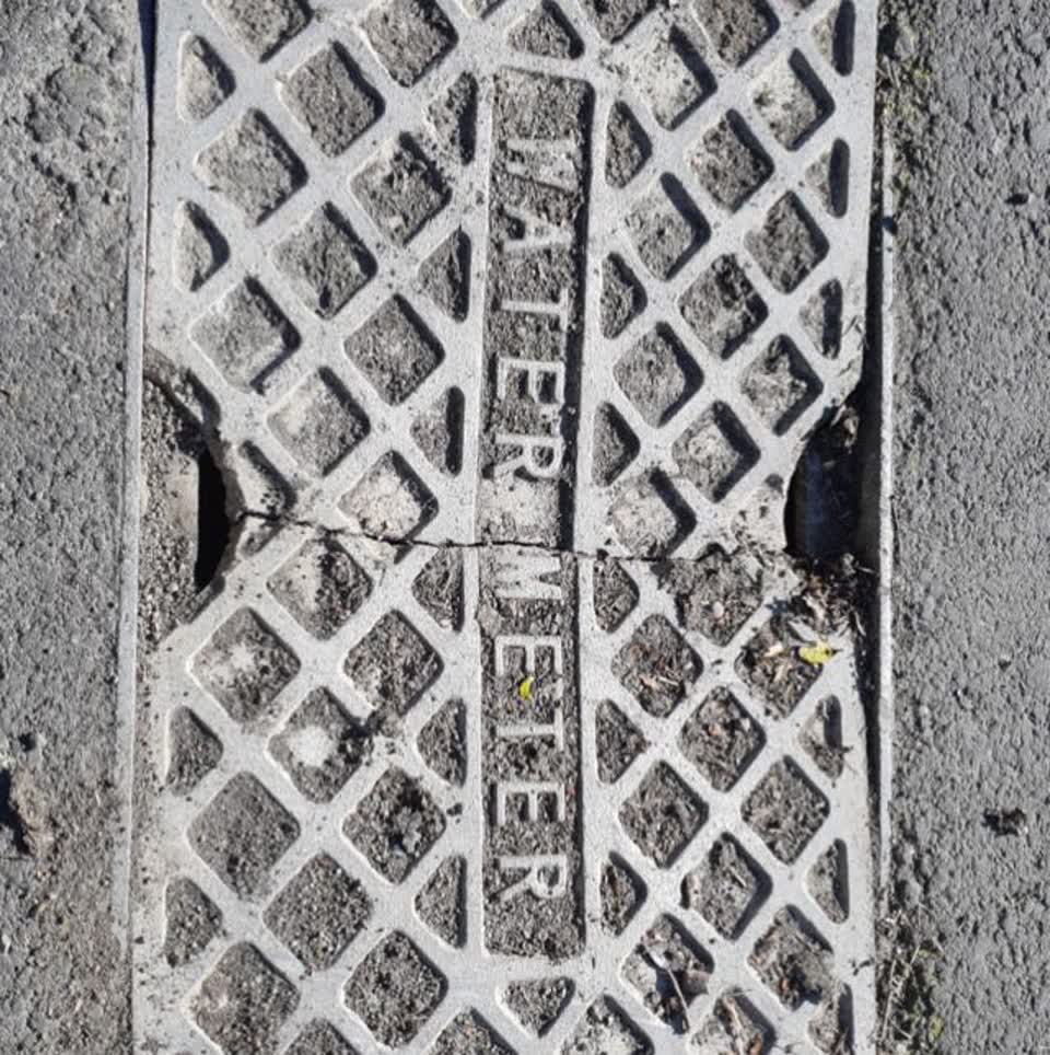 The photograph attached to this water supply report