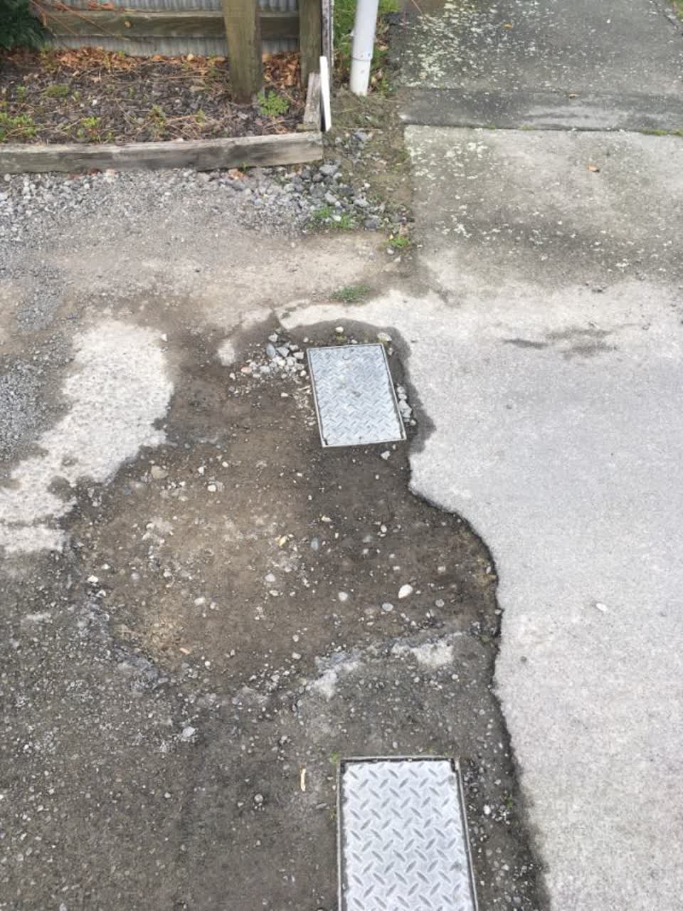 The photograph attached to this water supply report