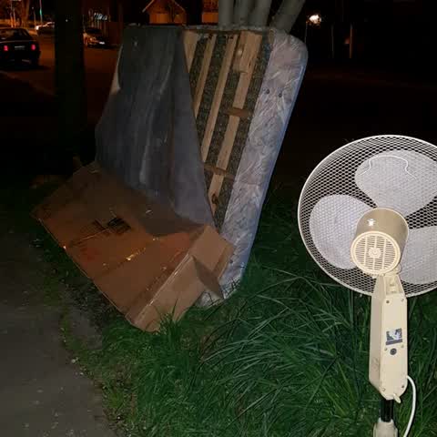 Rubbish/Recycling, a report photo