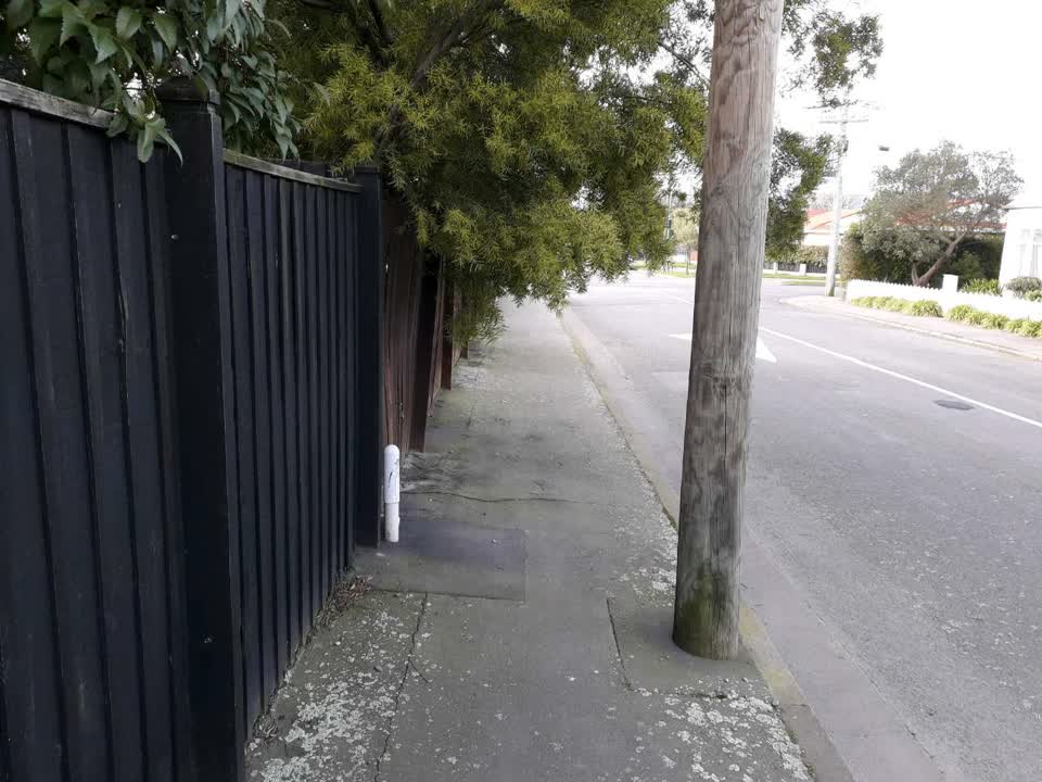The photograph attached to this roading/streets report