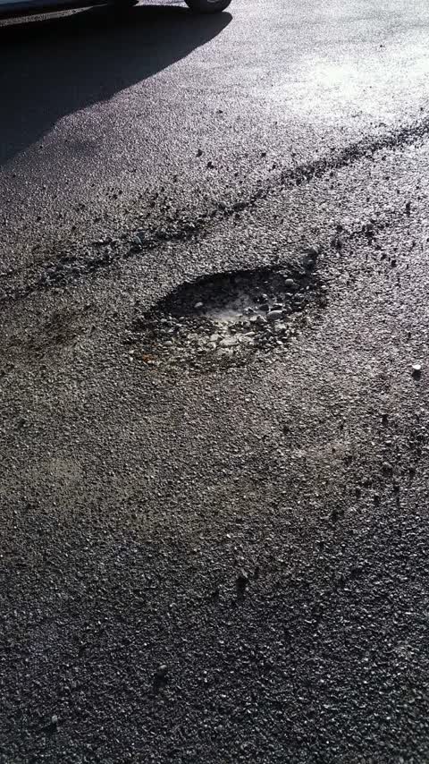 Roading/Streets, a report photo