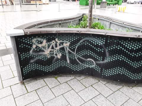 Graffiti, a report photo