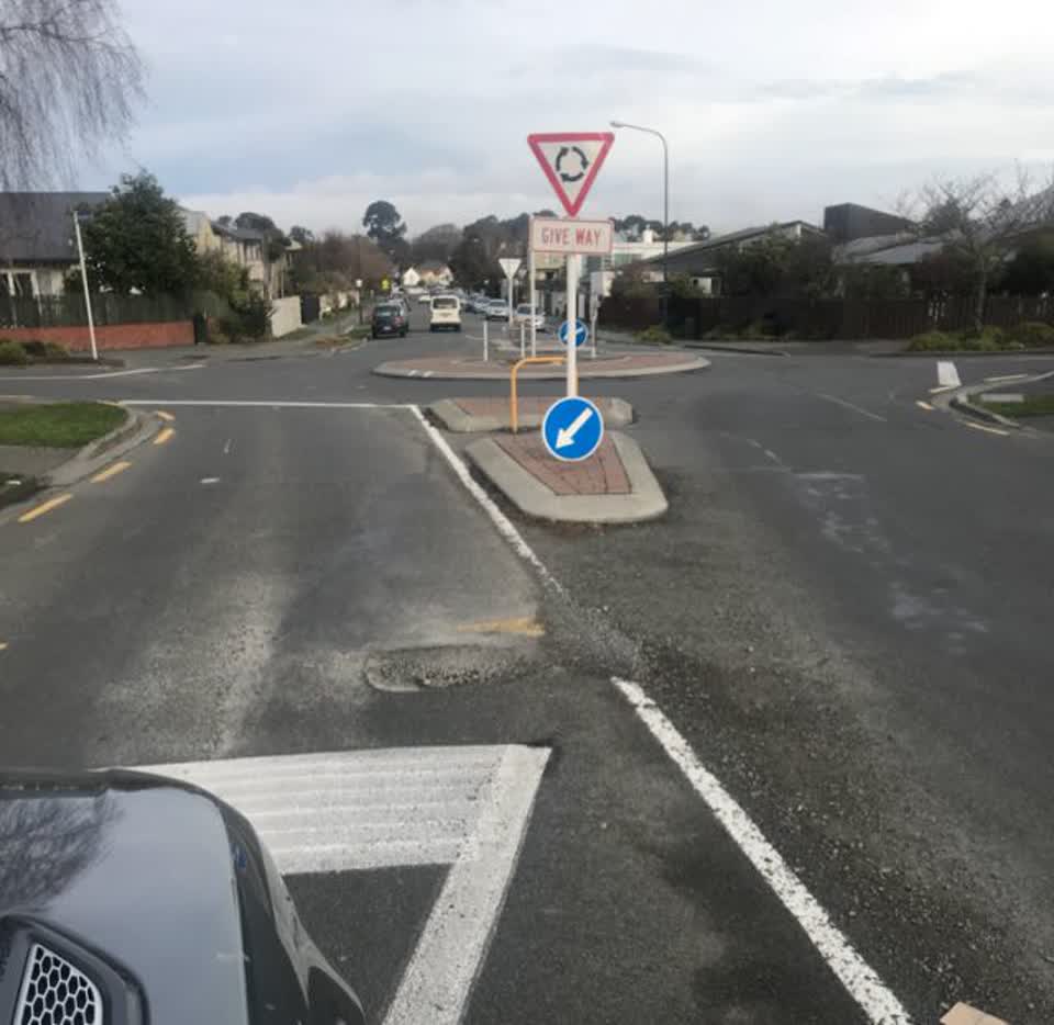 The photograph attached to this roading/streets report