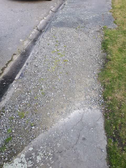 Roading/Streets, a report photo