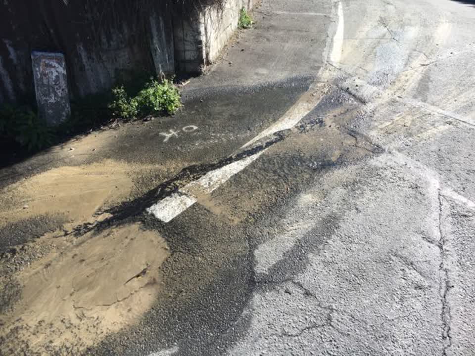 The photograph attached to this water supply report