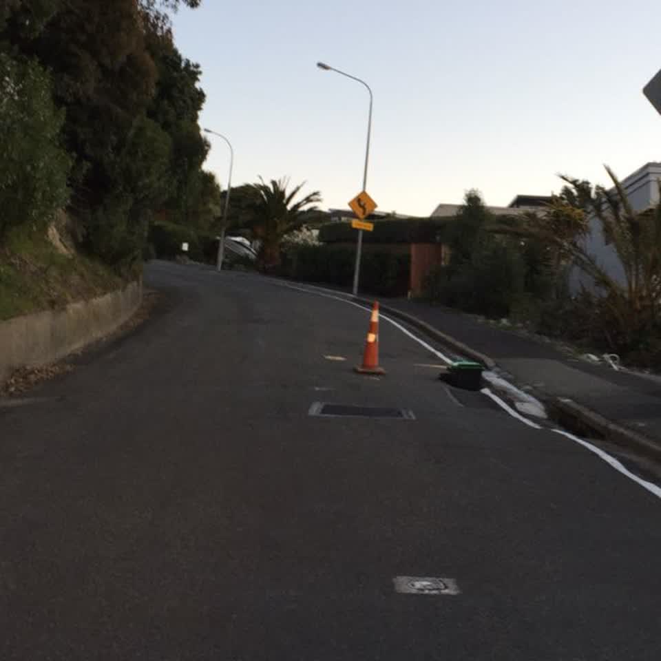 The photograph attached to this roading/streets report