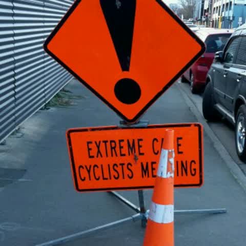 Roading/Streets, a report photo