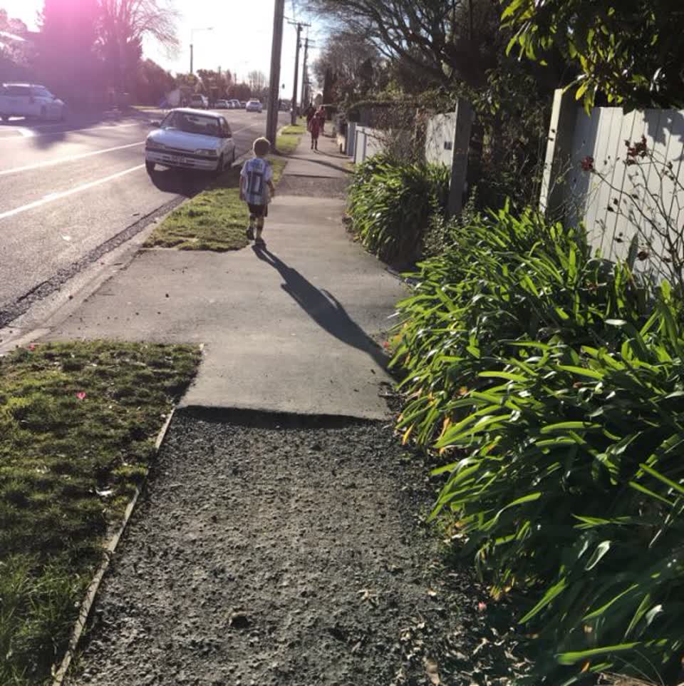 The photograph attached to this roading/streets report