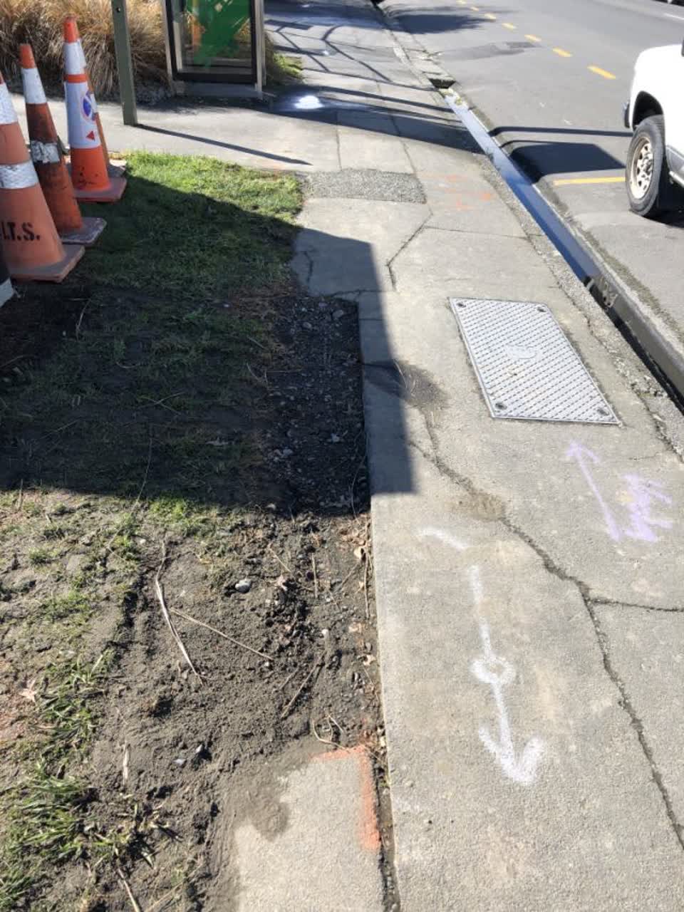 The photograph attached to this roading/streets report