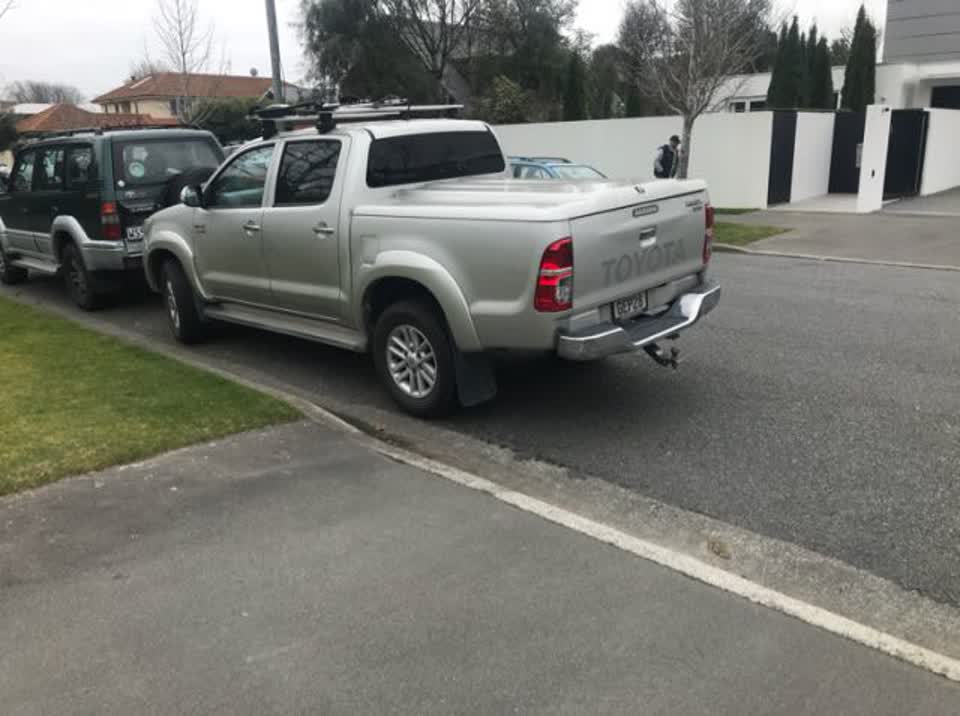 The photograph attached to this roading/streets report