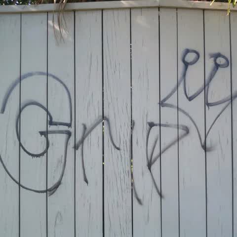 Graffiti, a report photo