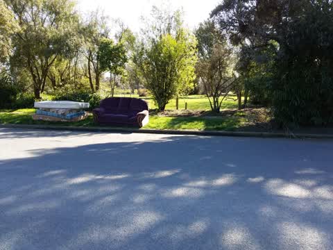 Rubbish/Recycling, a report photo