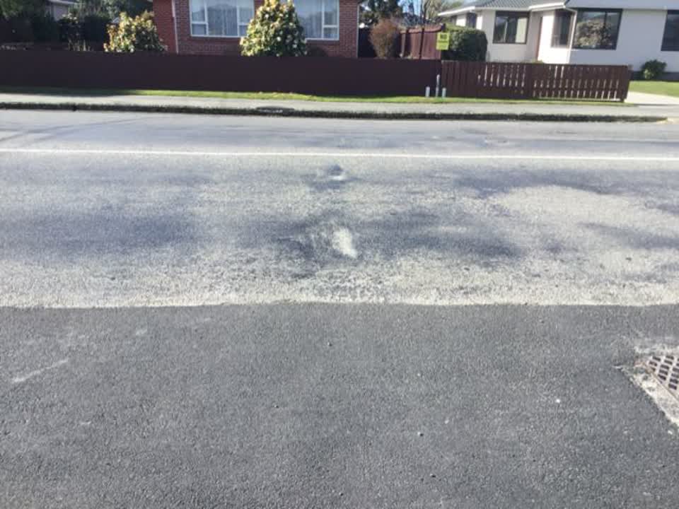 The photograph attached to this roading/streets report