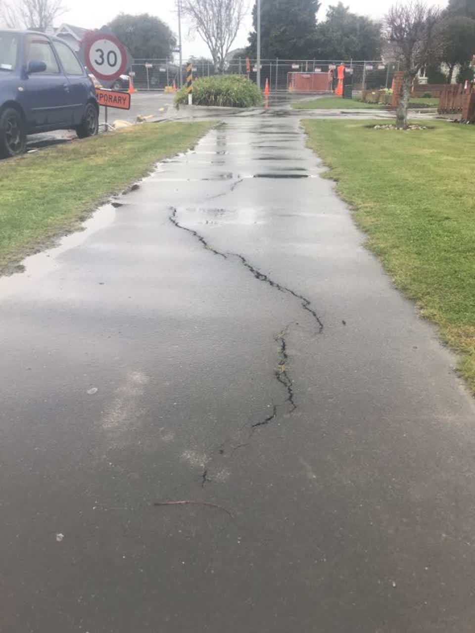 The photograph attached to this roading/streets report