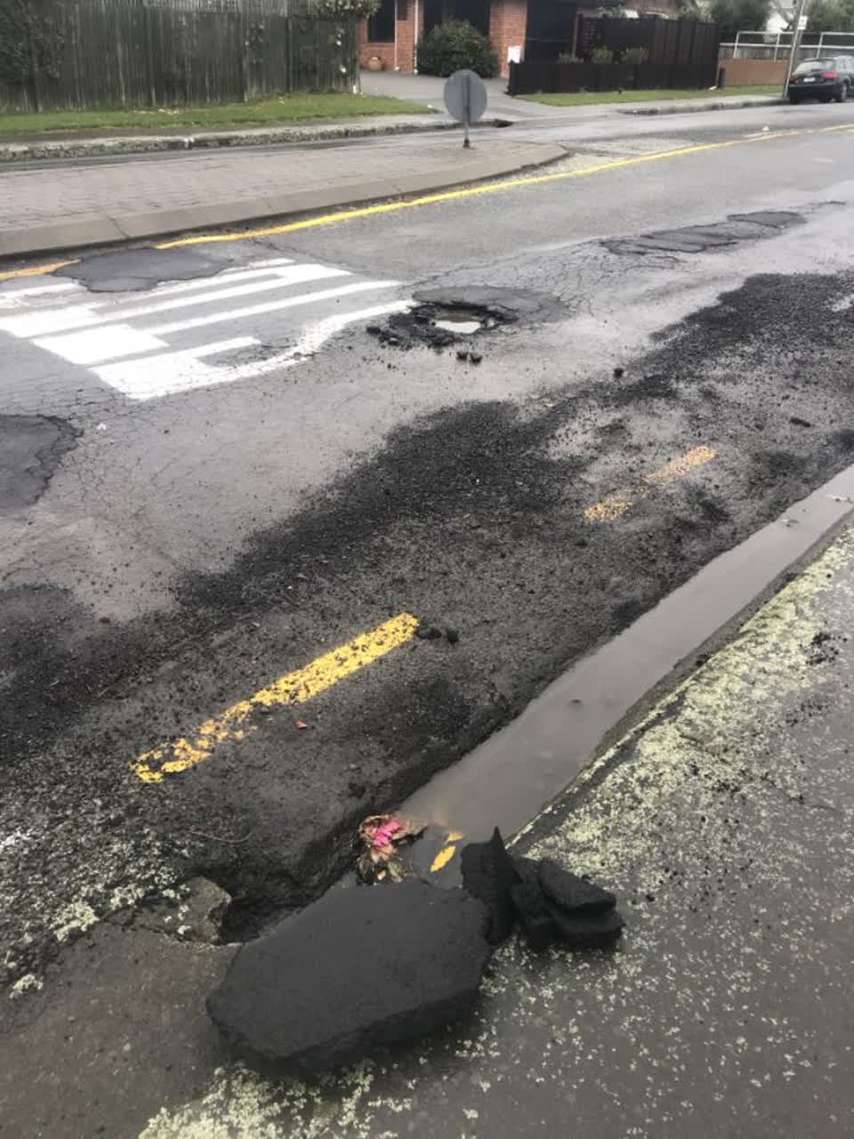 The photograph attached to this roading/streets report