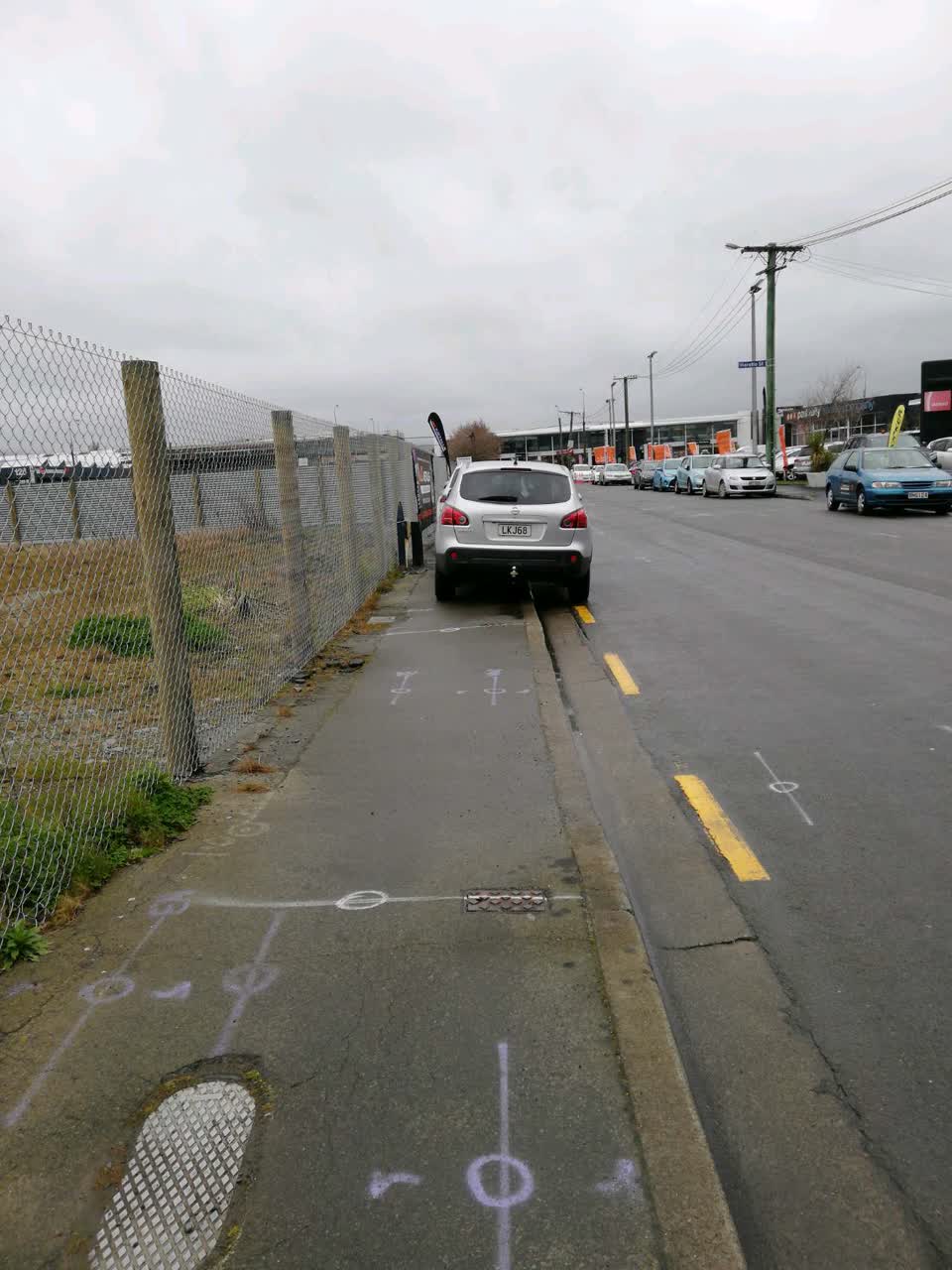 The photograph attached to this roading/streets report