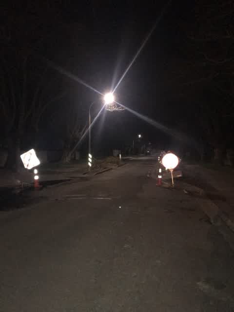 Roading/Streets, a report photo