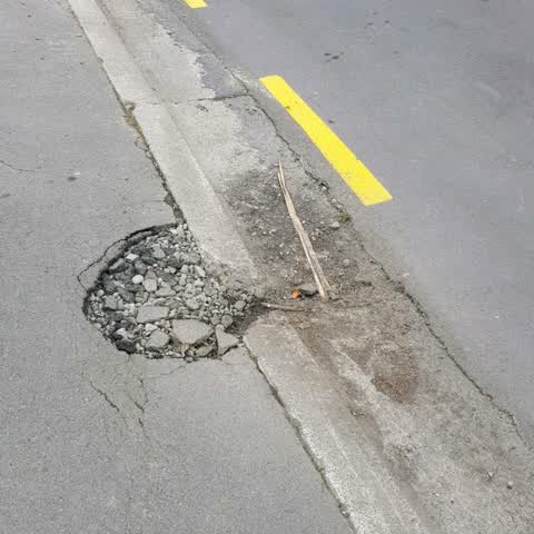 Roading/Streets, a report photo