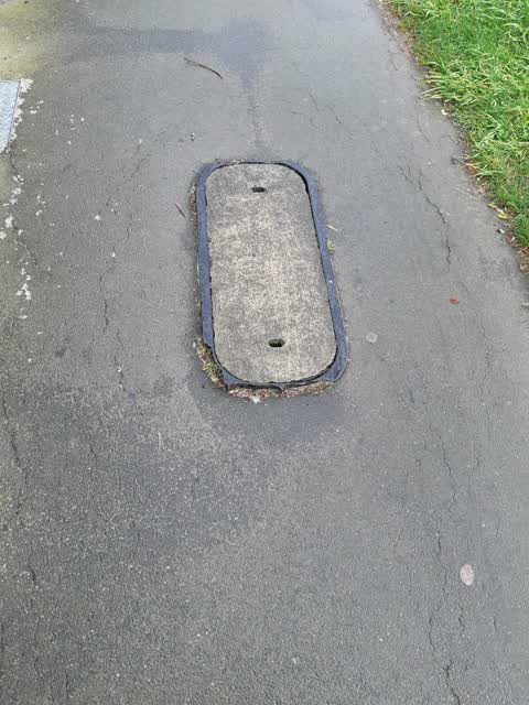 Roading/Streets, a report photo