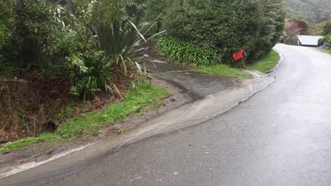 Roading/Streets, a report photo