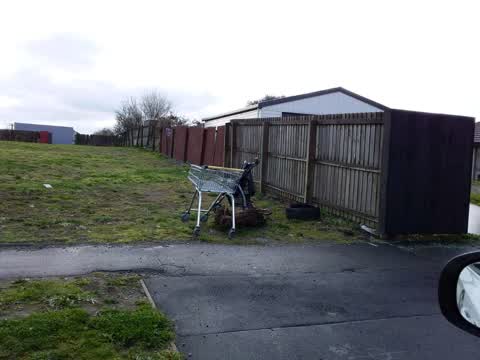 Rubbish/Recycling, a report photo