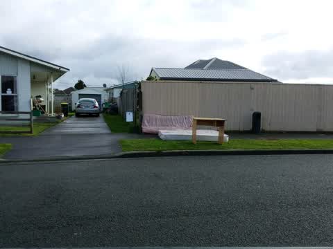 Rubbish/Recycling, a report photo
