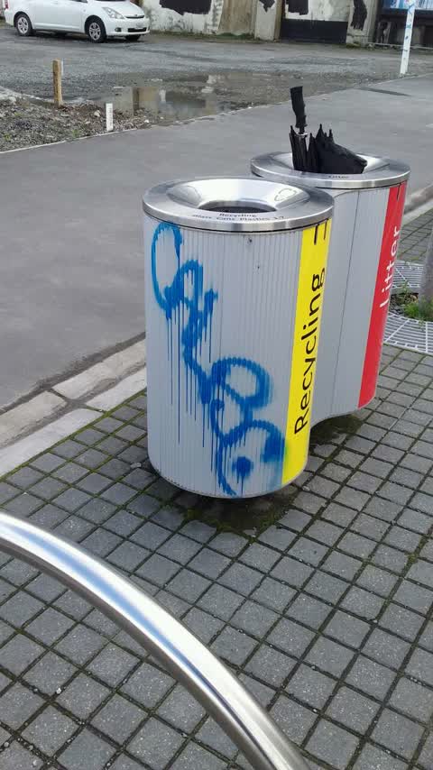 Graffiti, a report photo