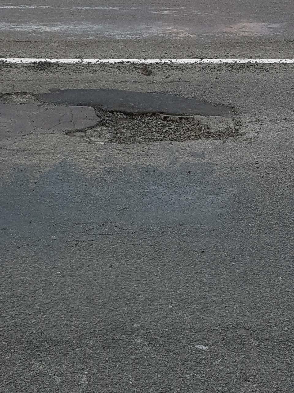 The photograph attached to this roading/streets report