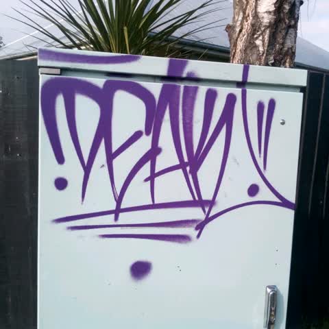 Graffiti, a report photo