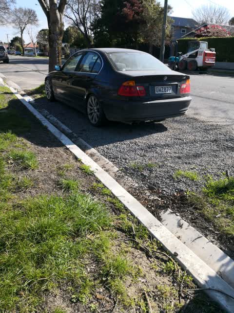 Roading/Streets, a report photo