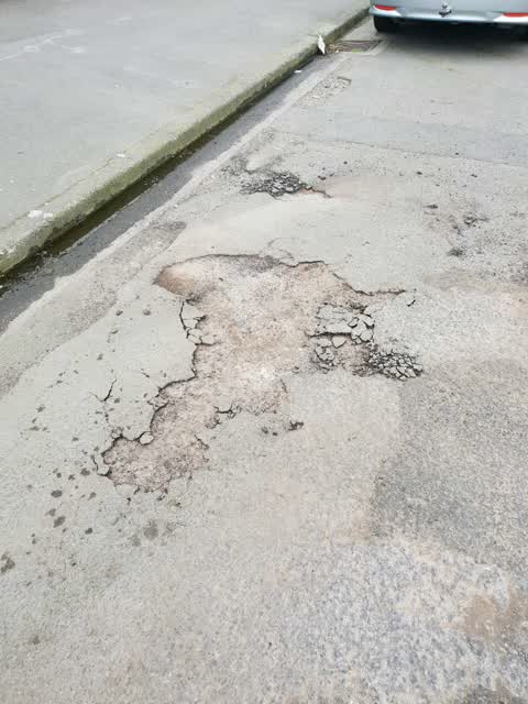 Roading/Streets, a report photo